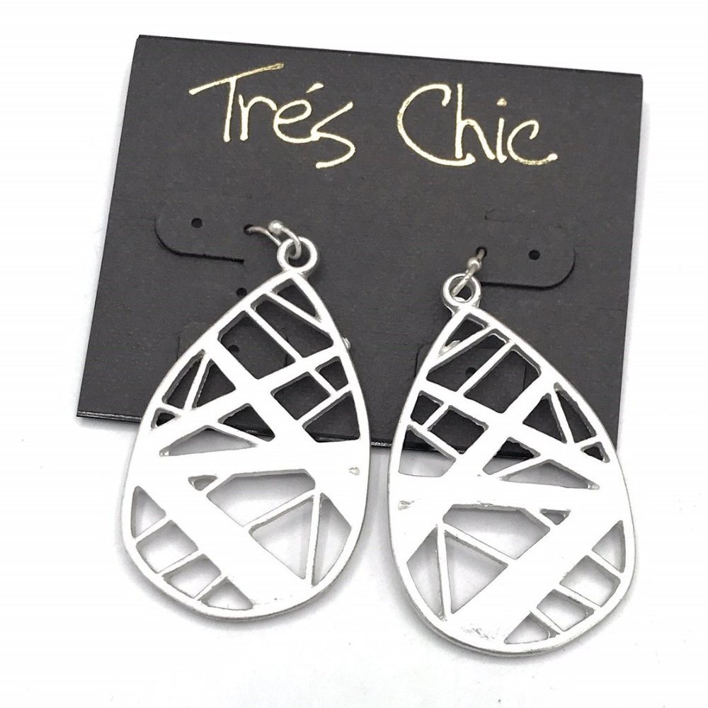 Tres Chic Earrings (Case 15) 4988
